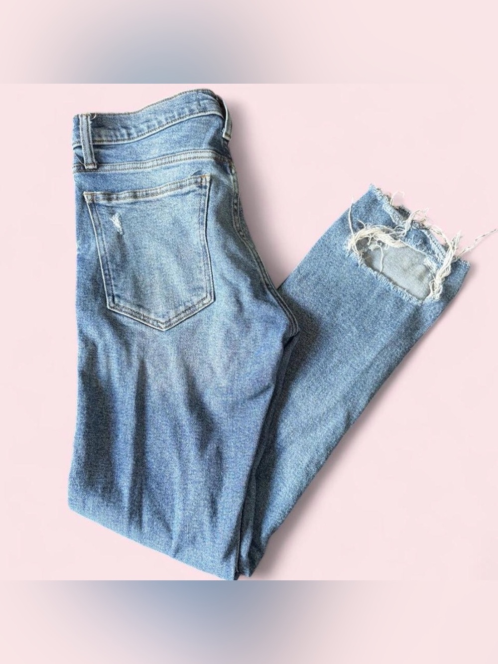 GAP High-Rise Light Blue Distressed Hem Women's Jeans